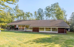 Nice Home In Væggerløse With Sauna, Bogø By